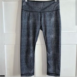 Lululemon Wunder Under Cropped Leggings